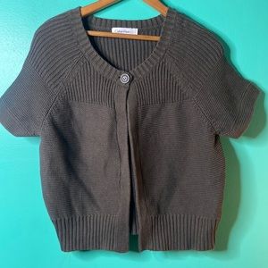 BNWOT Calvin Klein Short sleeved One Button Cropped Cardigan size Large